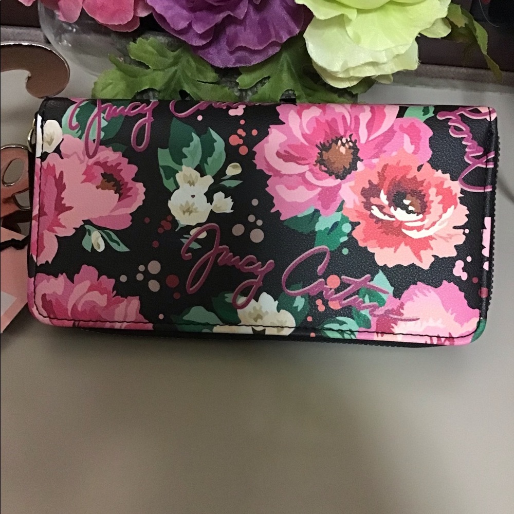 Juicy Couture Monogram floral wallet. - Picture 2 of 4